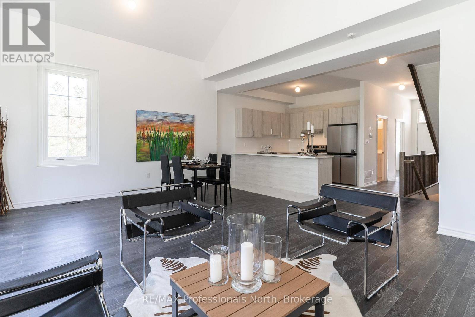 Bracebridge (macaulay), ON P1L0N5,17 TURNBERRY COURT