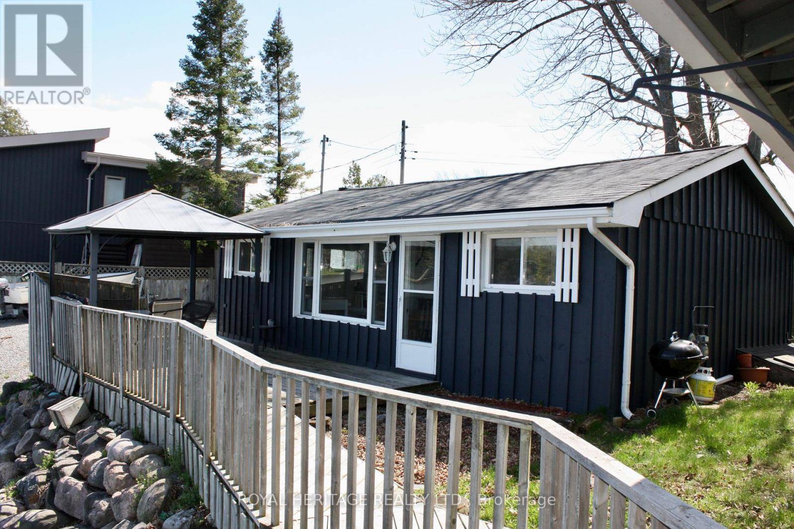 Selwyn, ON K9J6X3,837 FIFE'S BAY MARINA LANE