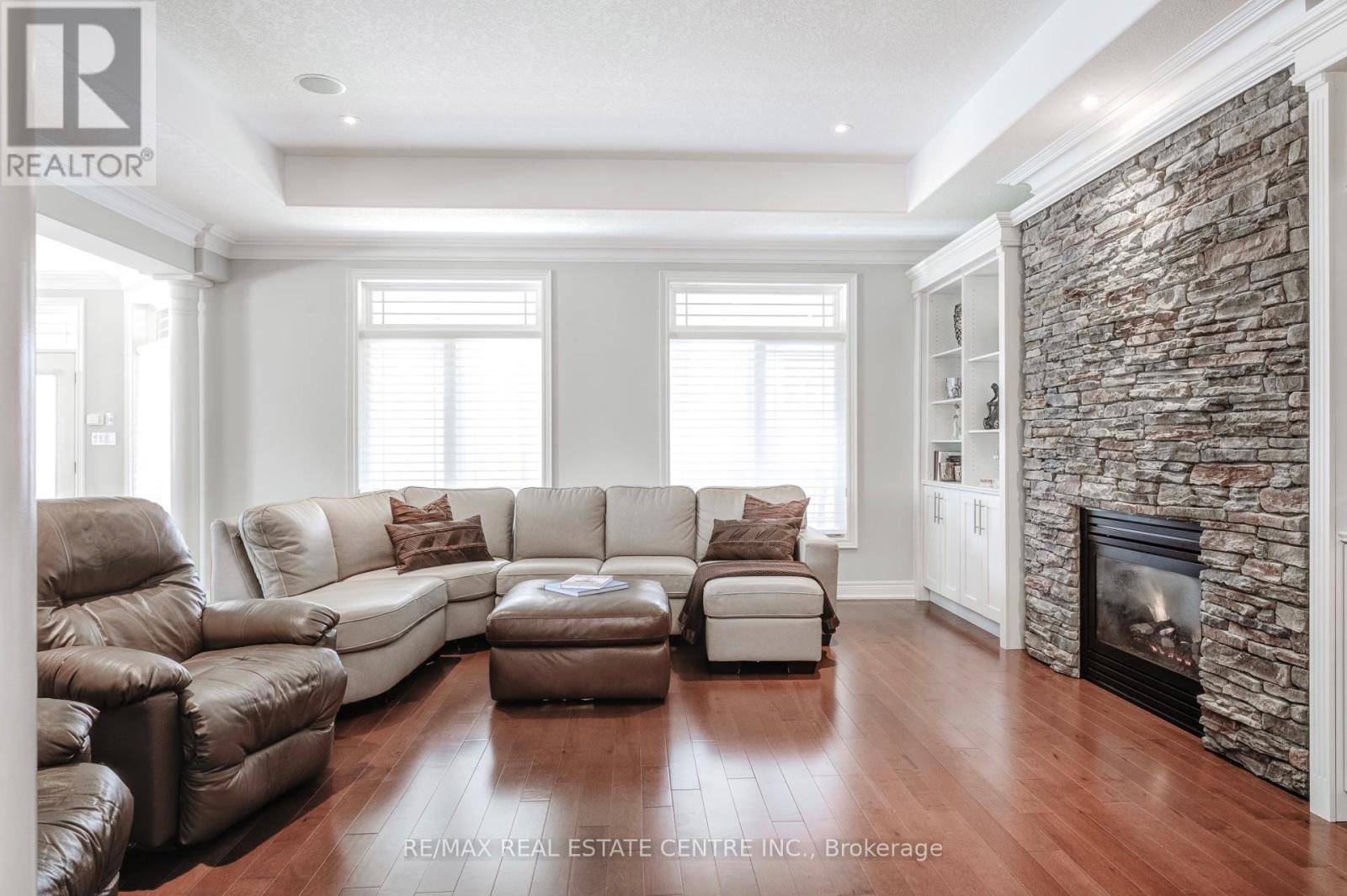 Lincoln (beamsville), ON L0R1B7,4072 HIGHLAND PARK DRIVE