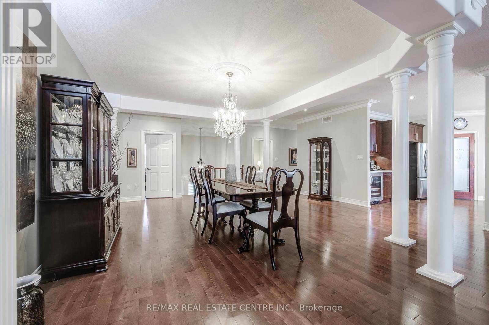 Lincoln (beamsville), ON L0R1B7,4072 HIGHLAND PARK DRIVE