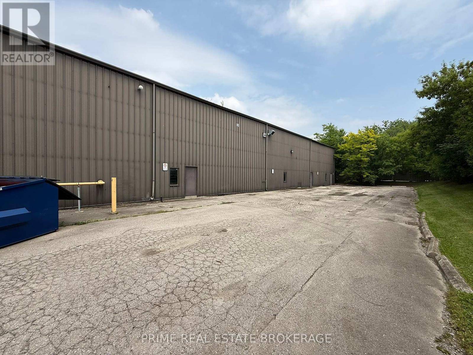 London East (east J), ON N6M1A7,312 Sovereign RD #Unit A
