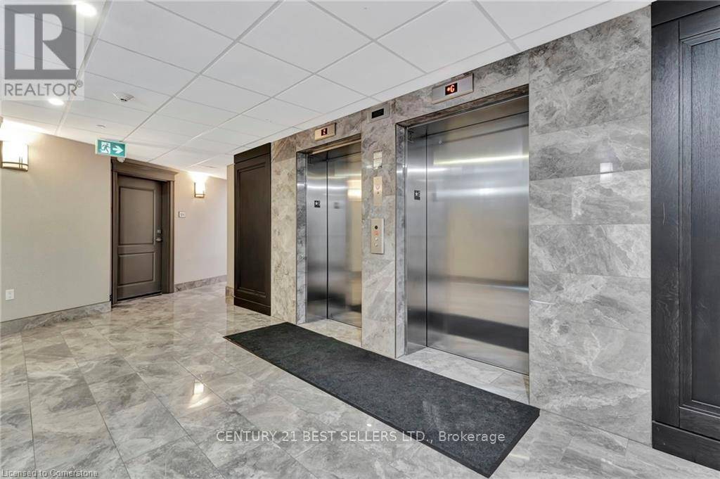 Hamilton (lakeshore), ON L8E0K3,125 Shoreview PL #208