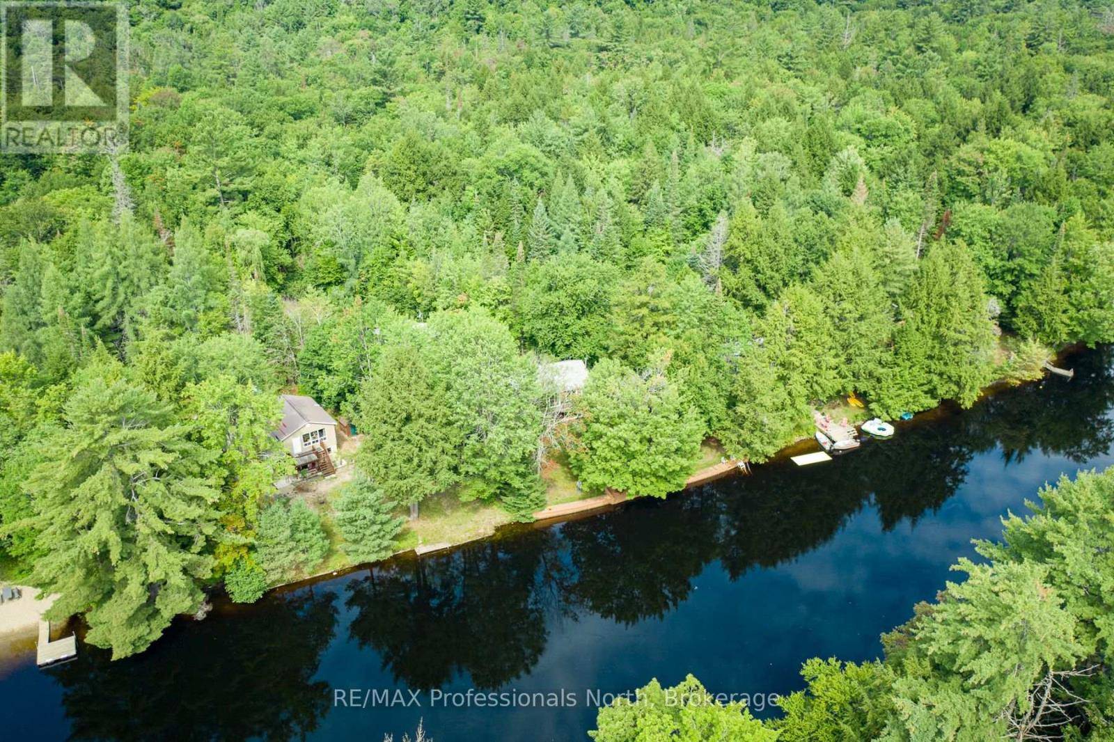 Bracebridge (macaulay), ON P1L1W9,1074 HOLIDAY PARK DRIVE