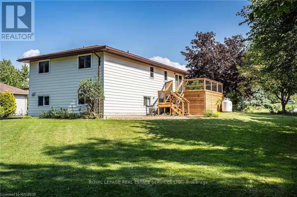 Kincardine, ON N2Z0C2,962 BOARDWALK STREET