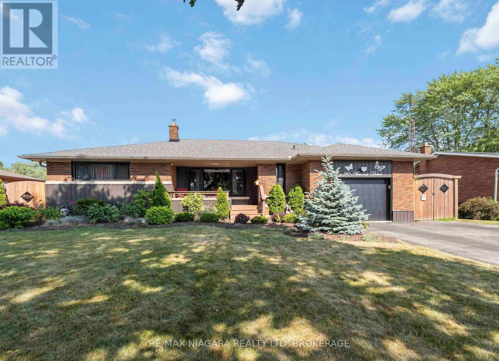 Welland (prince Charles), ON L3C2N8,20 ARMOUR DRIVE