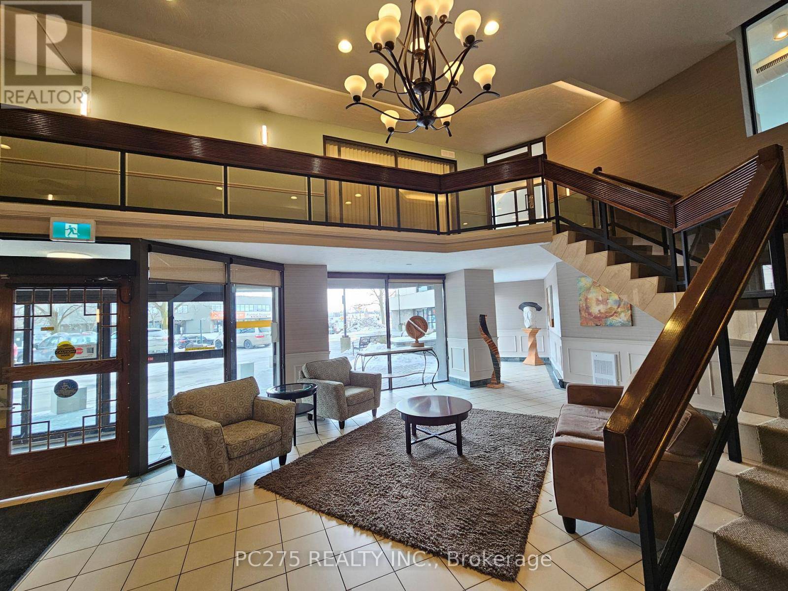 London East (east K), ON N6B3N3,363 Colborne ST #2104