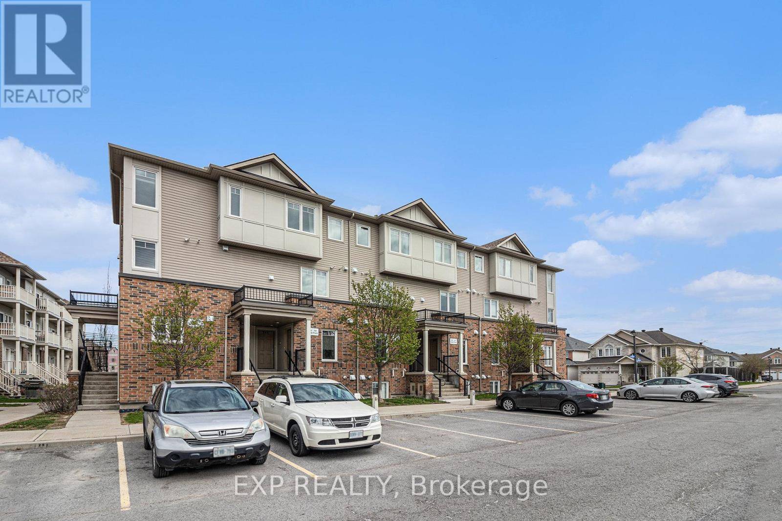 Ottawa, ON K2J5X6,250 SHANLY PRIVATE