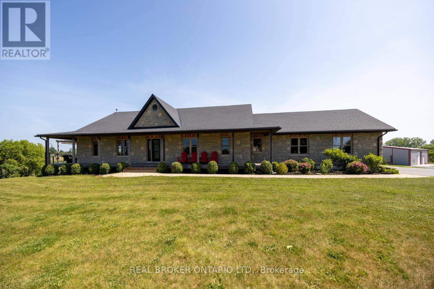 Prince Edward County (hallowell Ward), ON K0K2T0,13762 LOYALIST PARKWAY