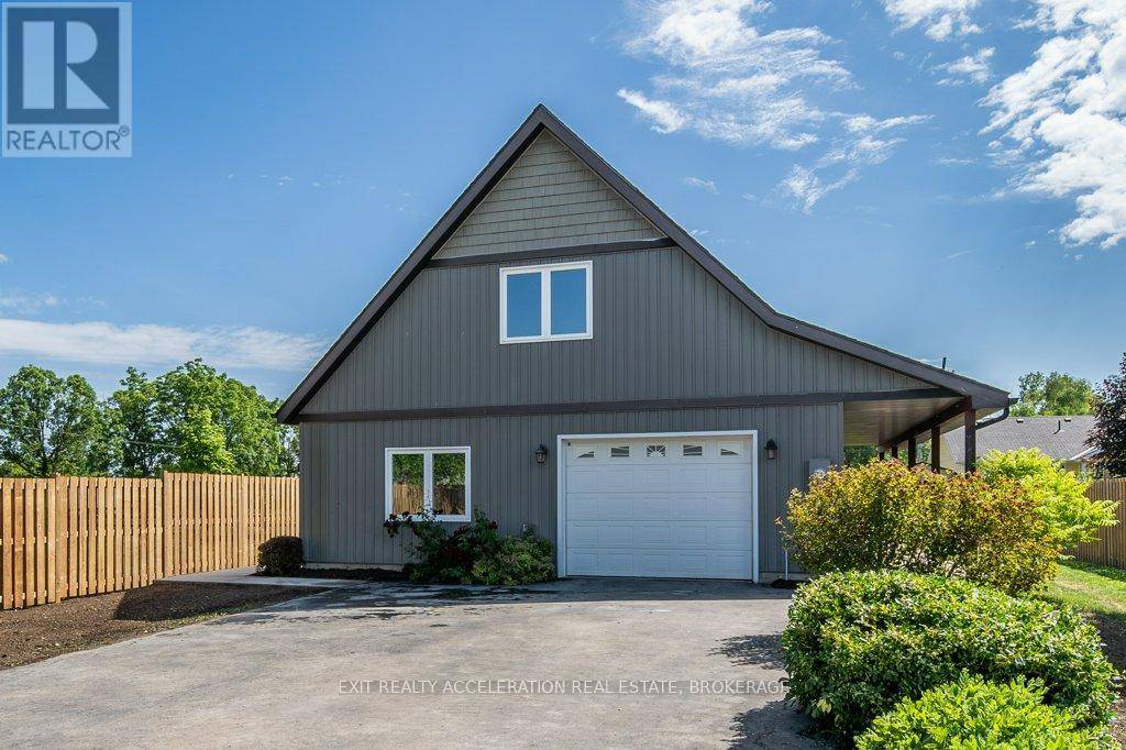 Deseronto (deseronto (town)), ON K0K1X0,212 GREEN STREET