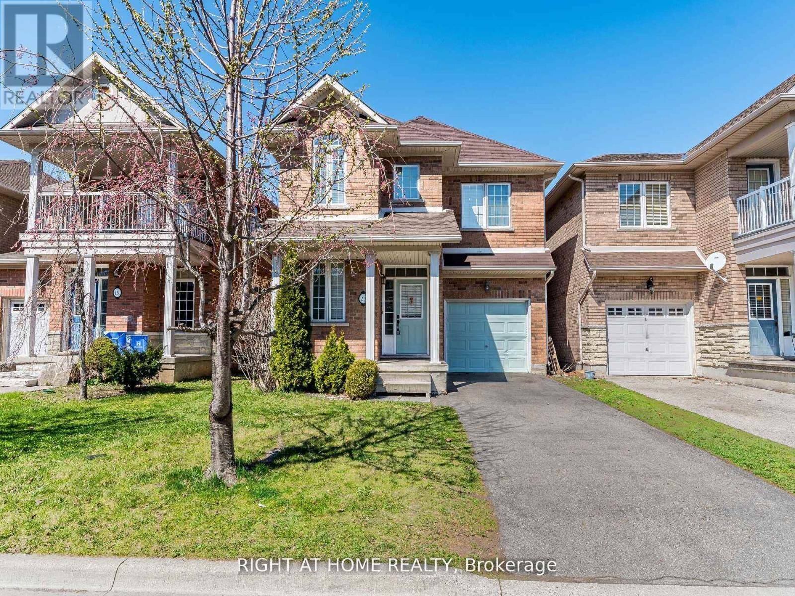 Hamilton (stoney Creek), ON L8E0A9,23 GLENDARLING CRESCENT