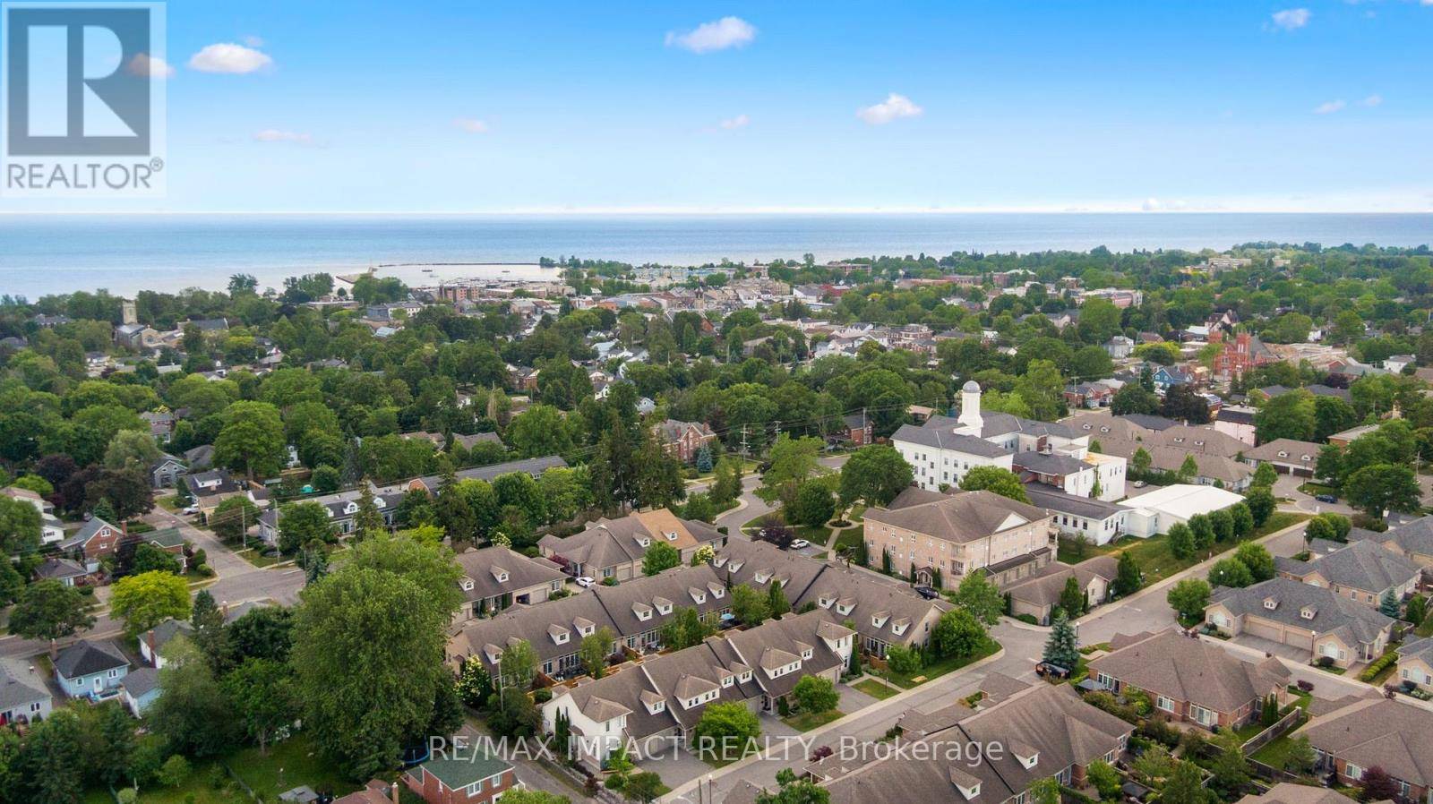 Cobourg, ON K9A0H9,120 University AVE East #503