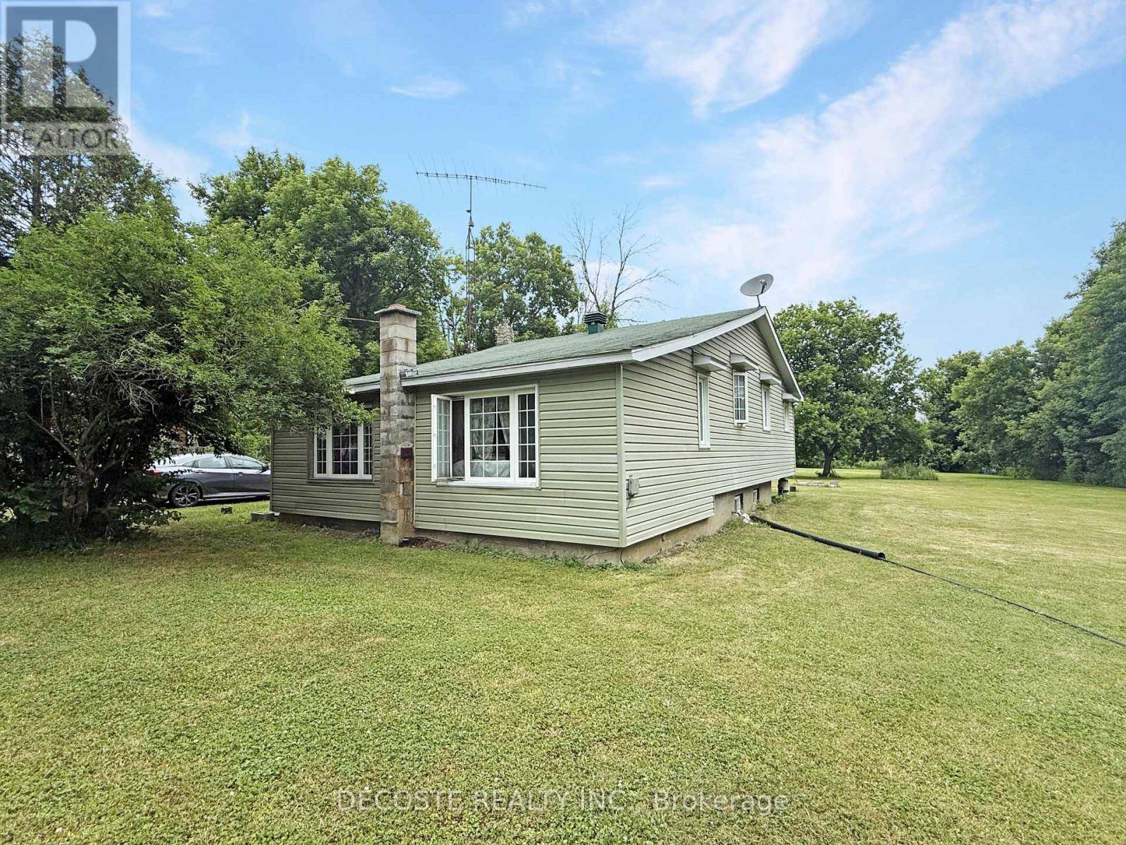 North Glengarry, ON K0C1T0,2903 COUNTY 20 ROAD
