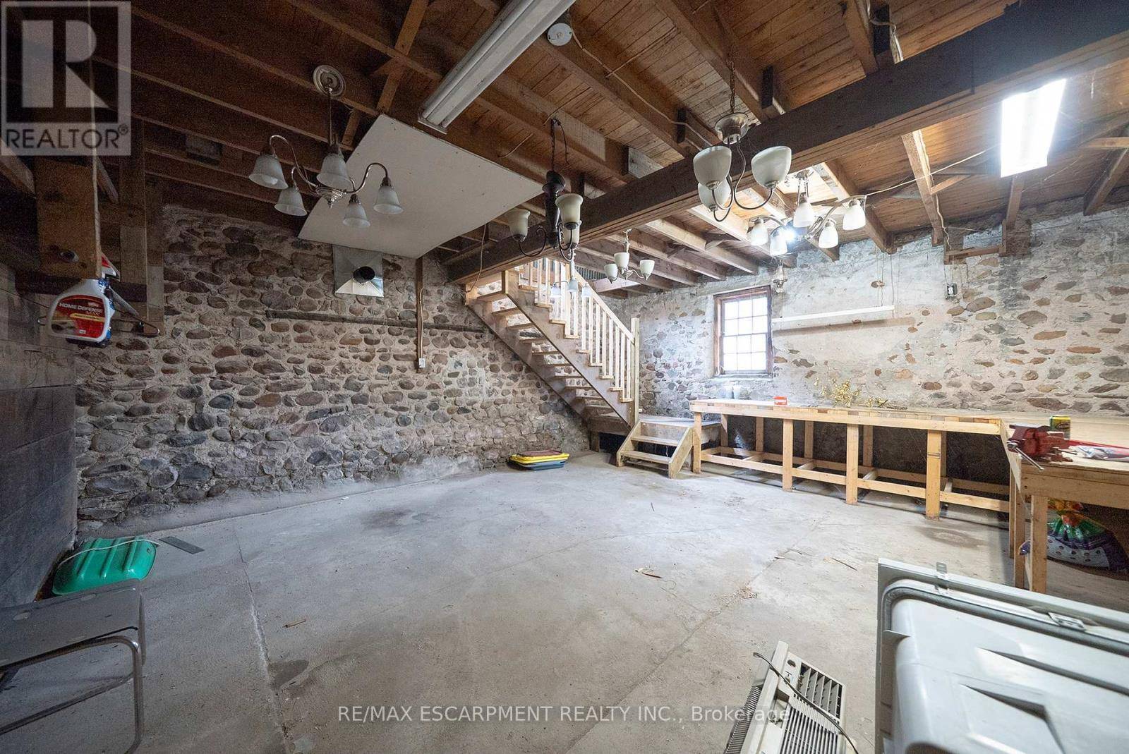 Brant (paris), ON N3L2M5,142 GRAND RIVER STREET N