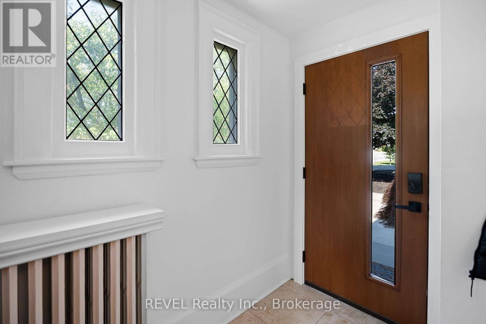 Lincoln (escarpment), ON L0R2C0,3543 KING STREET