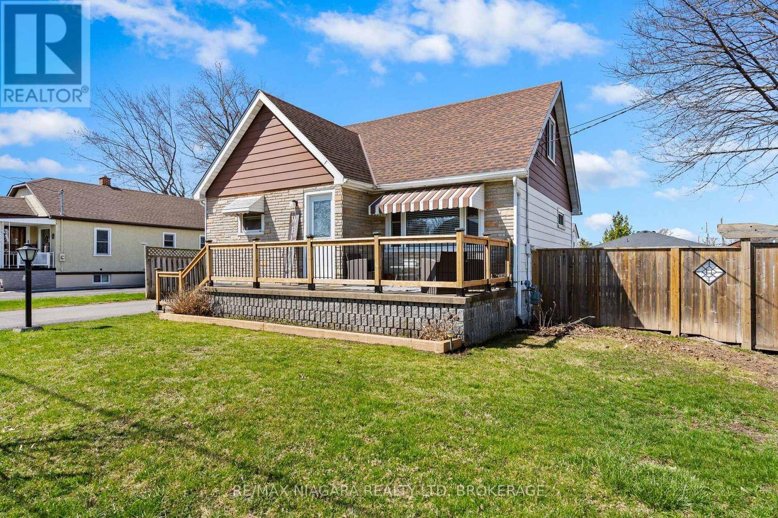 Port Colborne (main Street), ON L3K5B4,201 KNOLL STREET