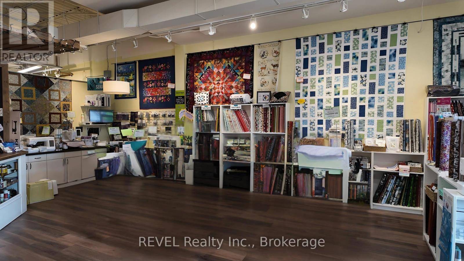 St. Catharines (grapeview), ON L2S3V7,211 Martindale RD #C2