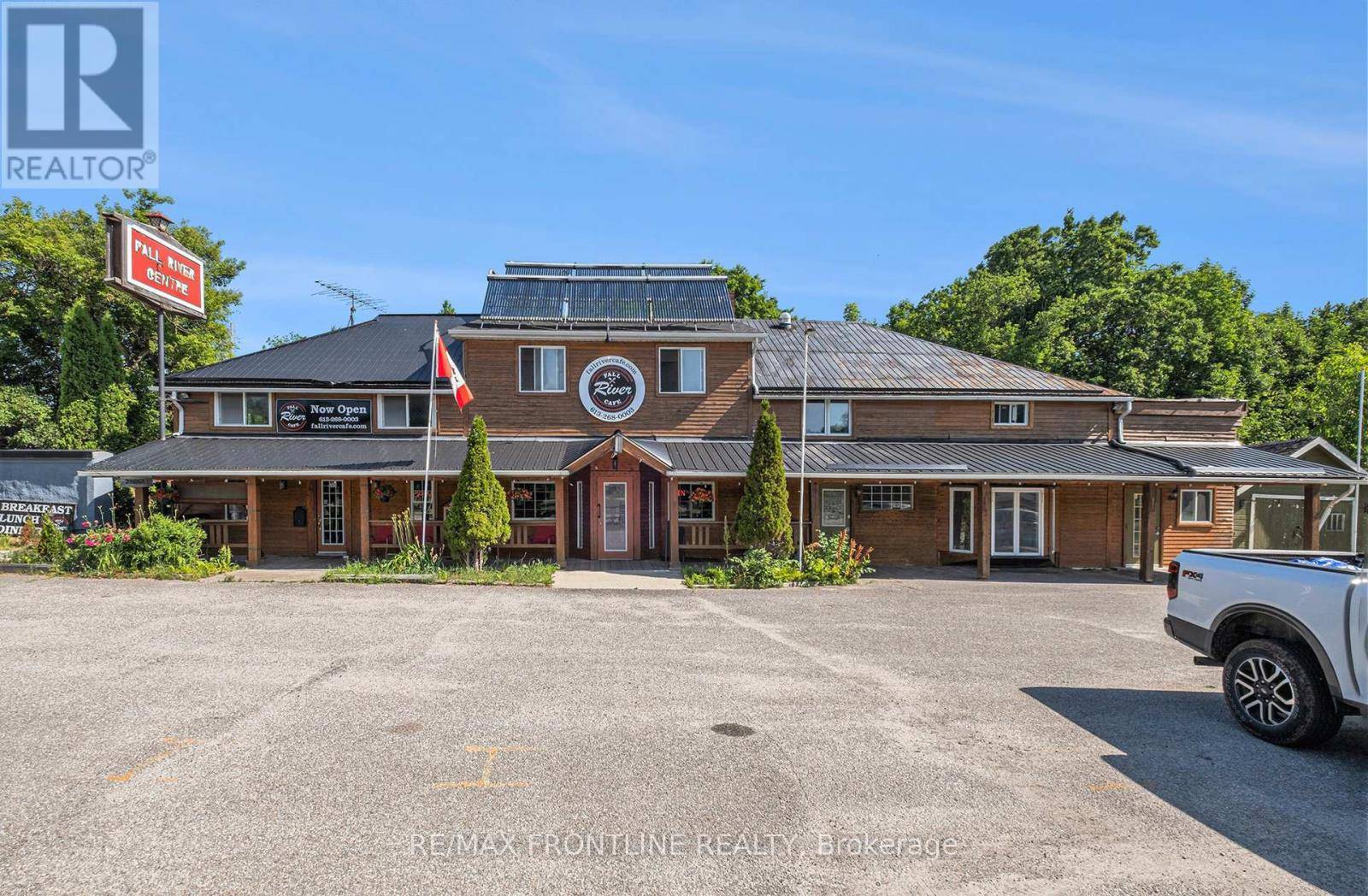 Tay Valley, ON K0H2B0,21980 HWY 7 HIGHWAY