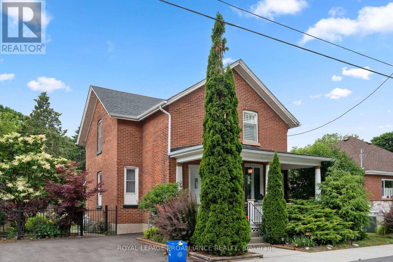 Cobourg, ON K9A3E6,383 MATHEW STREET