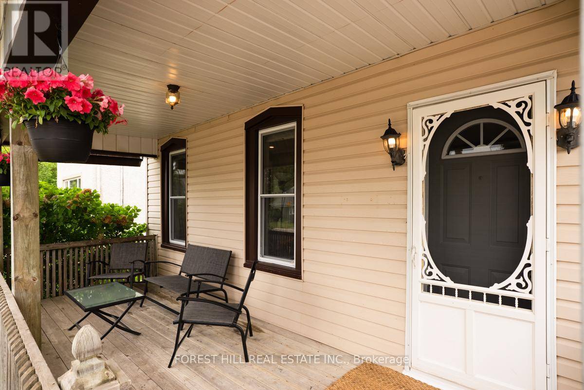 Haldimand (dunnville), ON N1A1B8,108 CROSS STREET E