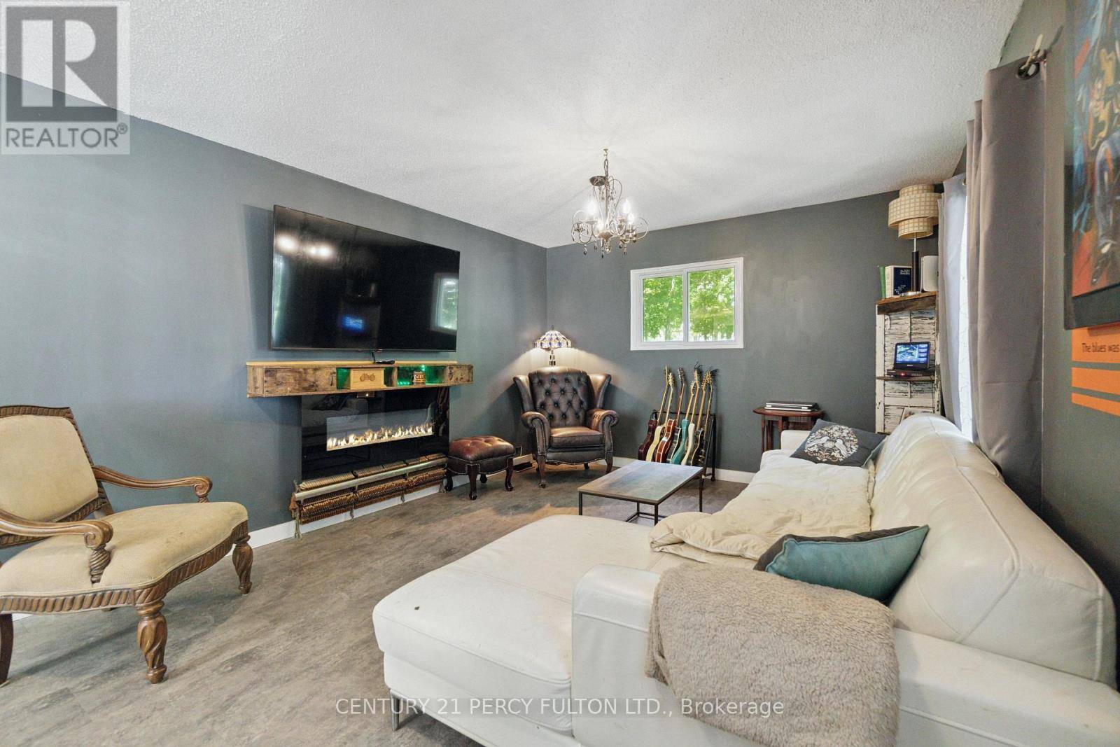 Tay Valley, ON K7H3C5,3752 SCOTCH LINE ROAD