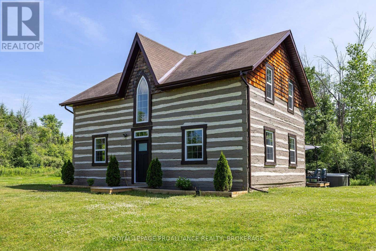 Front Of Leeds & Seeleys Bay, ON K7G2V3,418 HIGHWAY 32