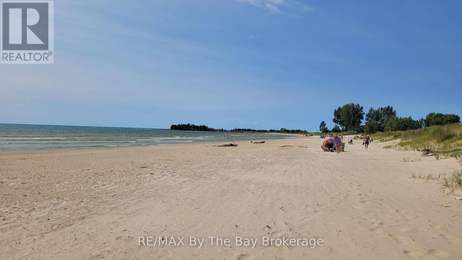 South Bruce Peninsula, ON N0H2G0,1120 KING EDWARD AVENUE