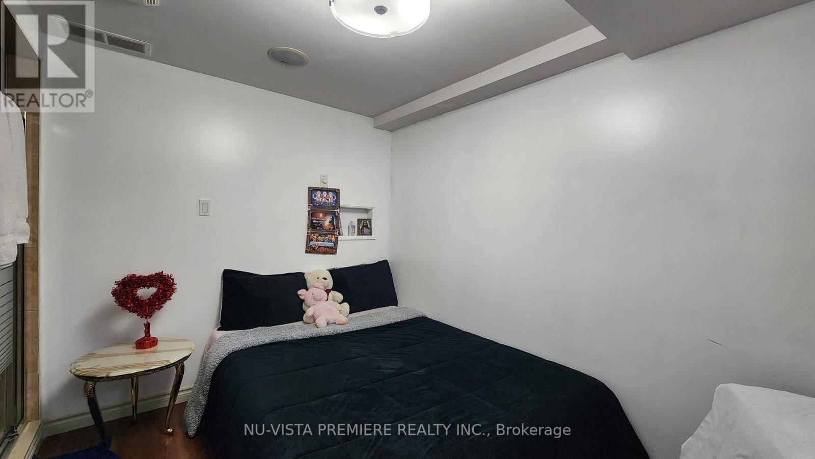 London North (north N), ON N6H1R2,11 Oxford ST West #Lower