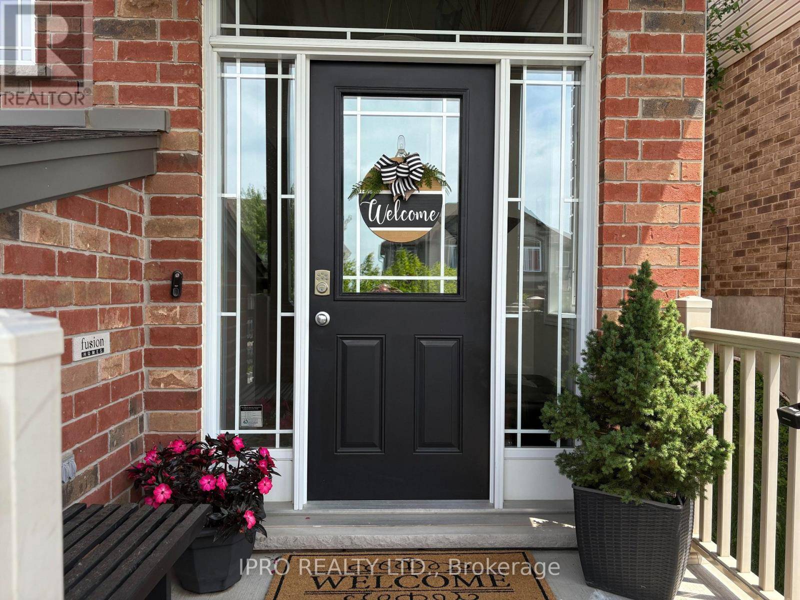 Guelph (grange Road), ON N1E0J5,102 OAKES CRESCENT
