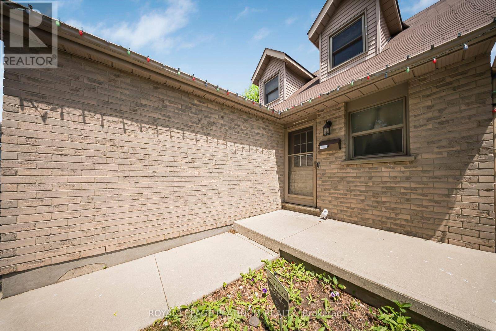 Cambridge, ON N3C3Z4,78 CARMINE CRESCENT
