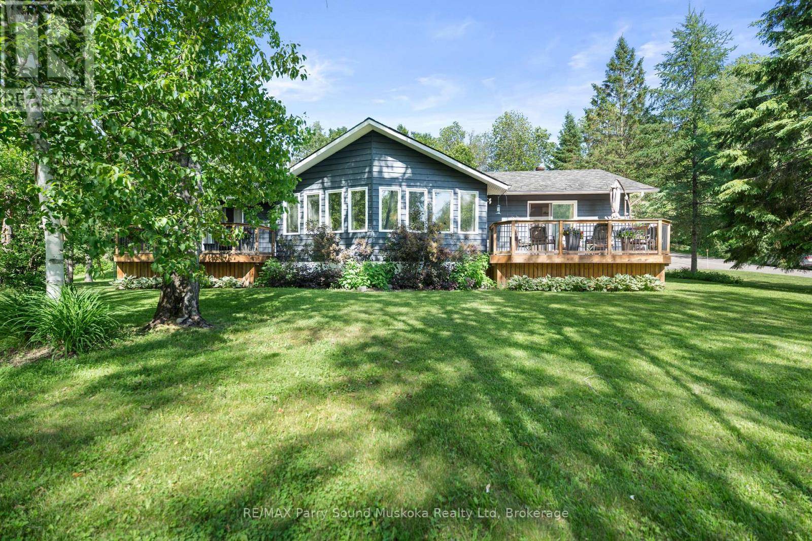Seguin, ON P0C1J0,36 MAPLE STREET