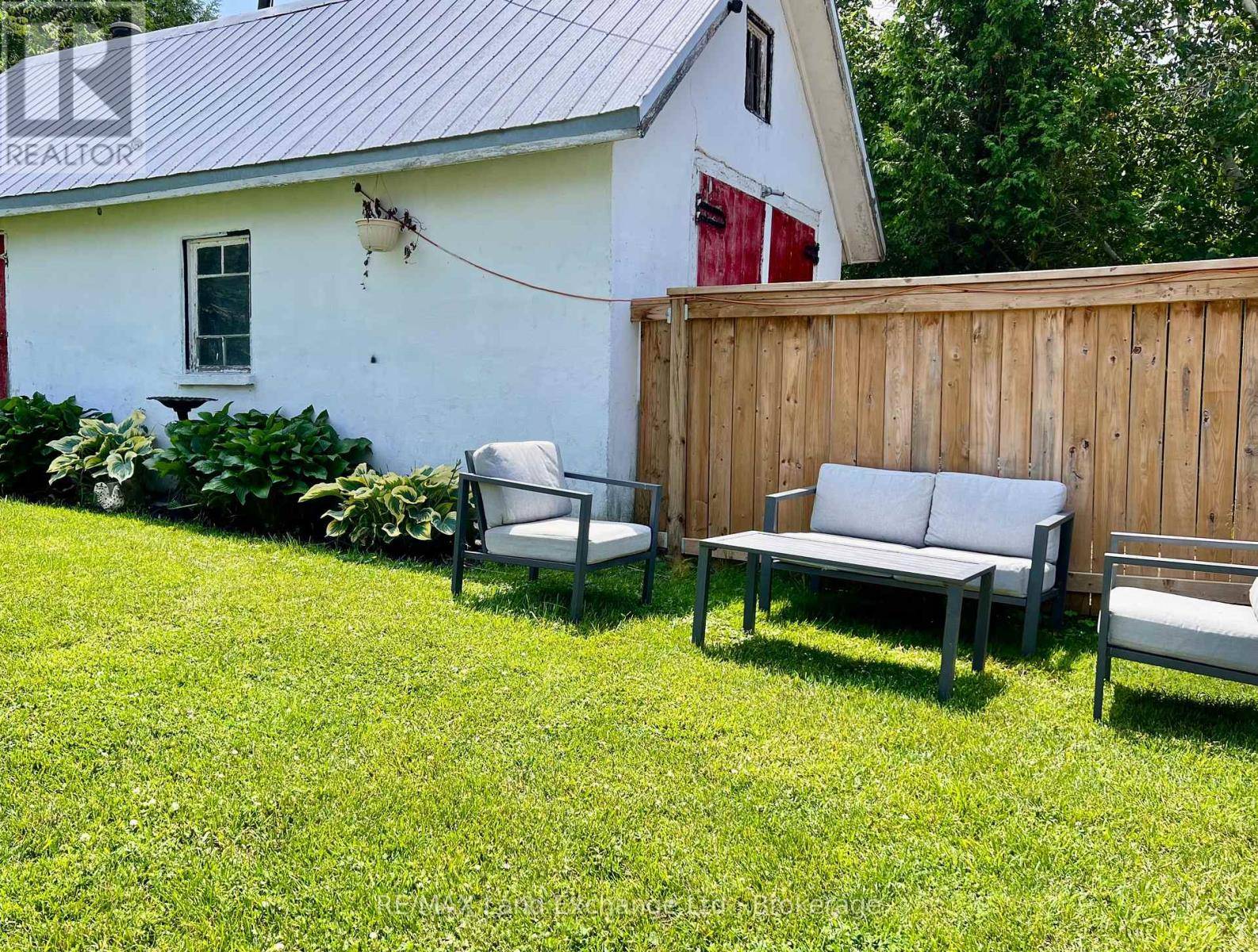 Huron-kinloss (lucknow), ON N0G2H0,523 OUTRAM STREET