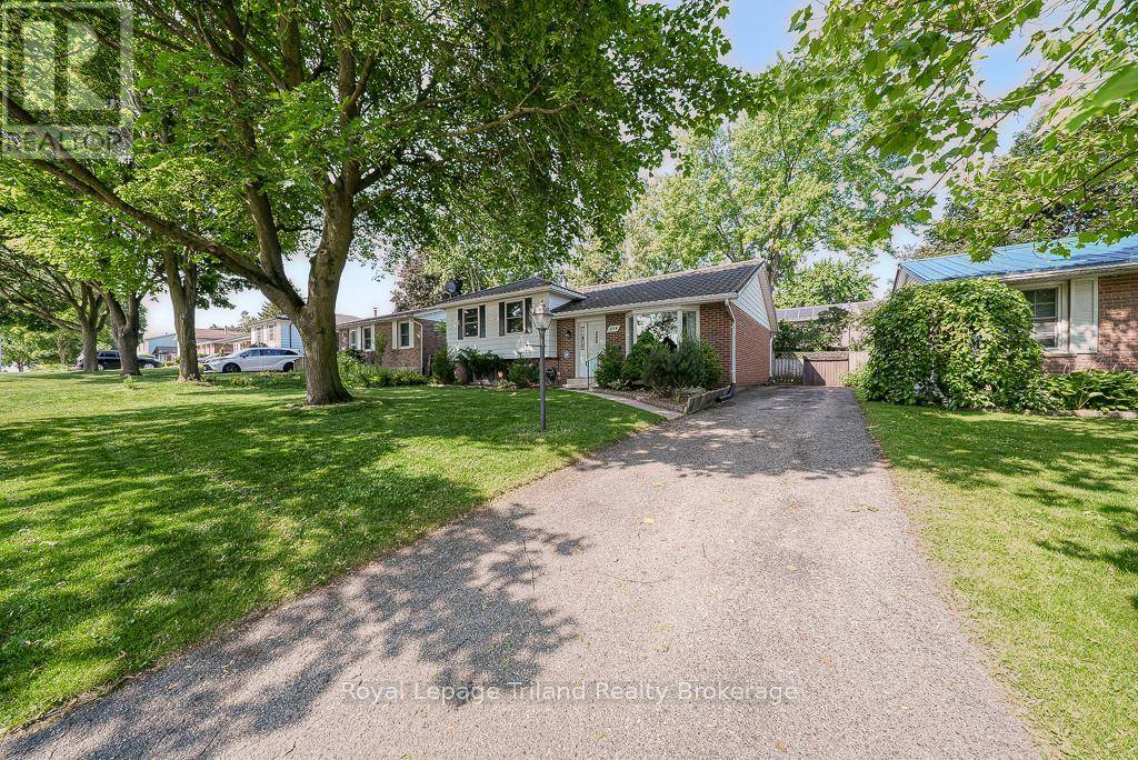 Woodstock (woodstock - South), ON N4S4B1,314 SHORT AVENUE