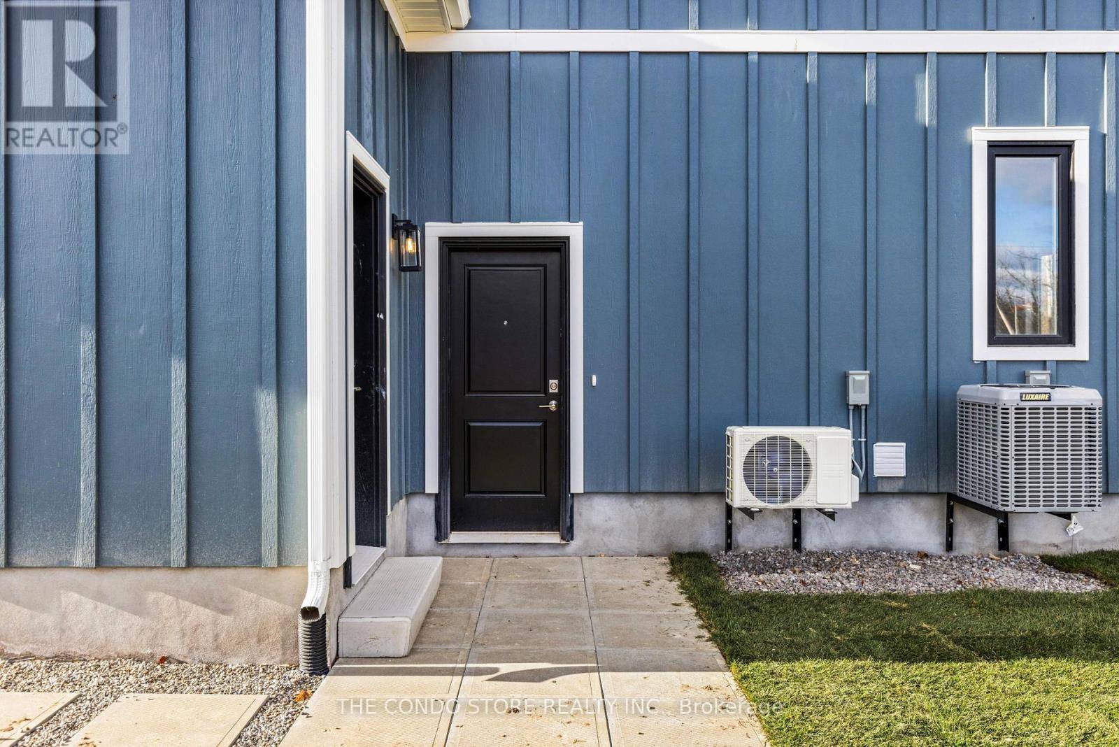 Fort Erie (lakeshore), ON L2A6V7,500 Mississauga AVE #2