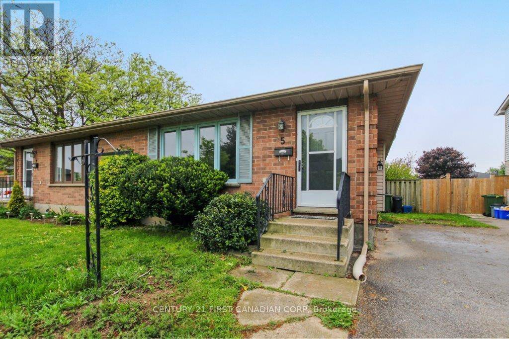 St. Thomas, ON N5R6B6,5 GOLDING PLACE