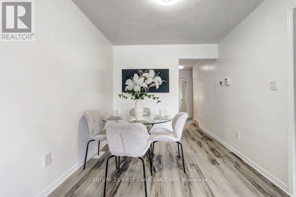 St. Thomas, ON N5R6B6,5 GOLDING PLACE