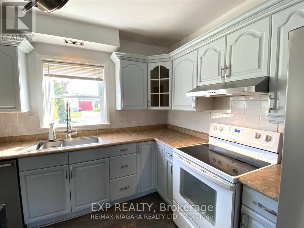 Fort Erie (lakeshore), ON L2A5J6,99 JOSEPH STREET