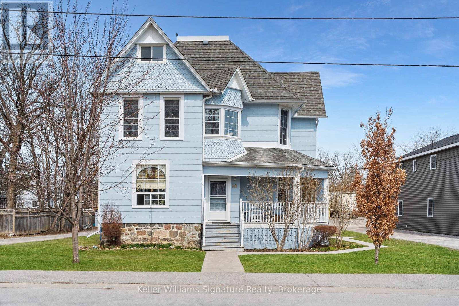 Kawartha Lakes (fenelon Falls), ON K0M1N0,18 OAK STREET