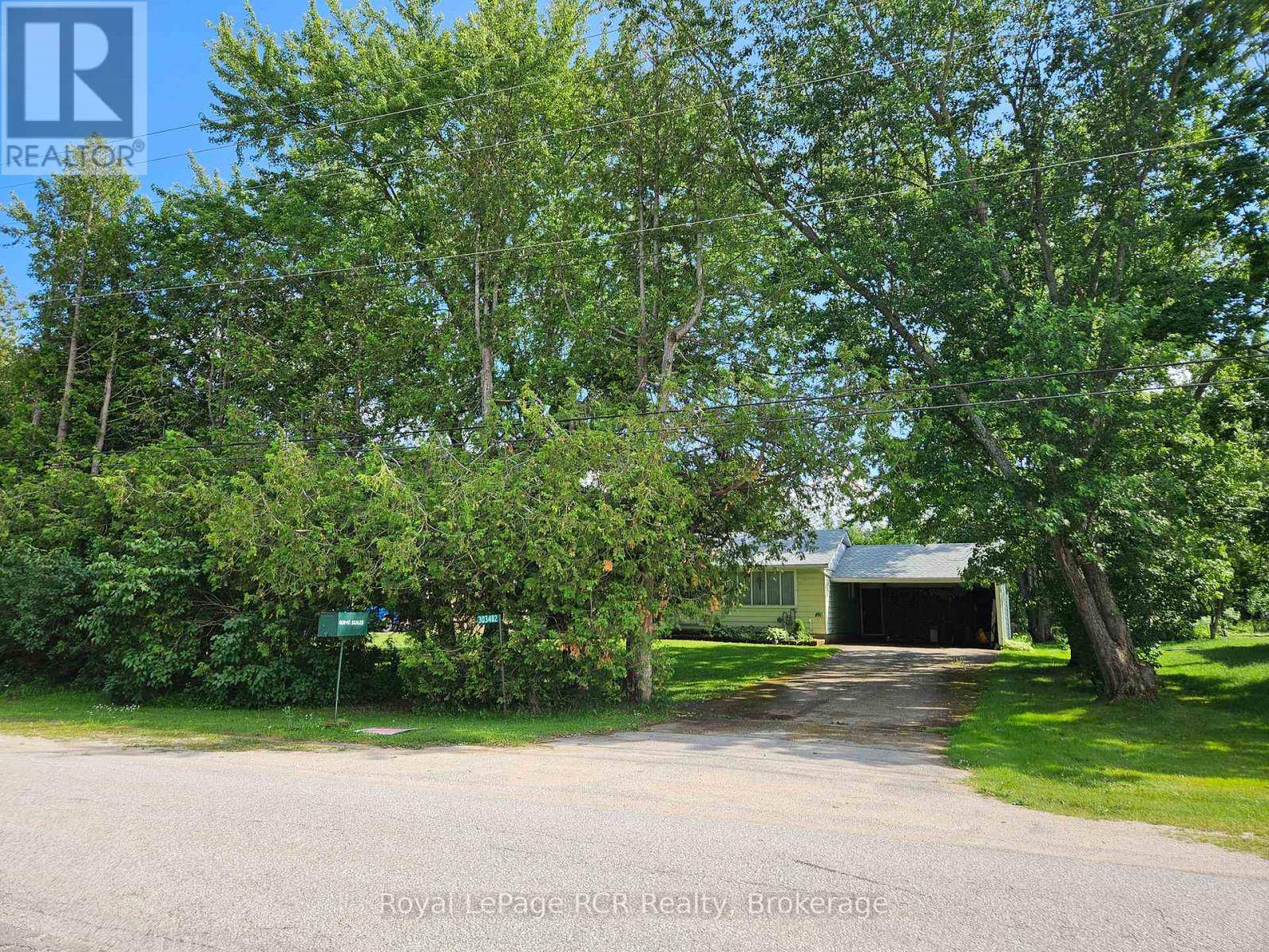 Georgian Bluffs, ON N4K0G3,303482 INDIAN ACRES ROAD W
