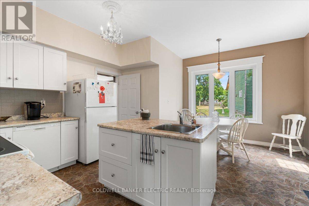 Trent Hills (campbellford), ON K0L1L0,79 DOXSEE AVENUE N