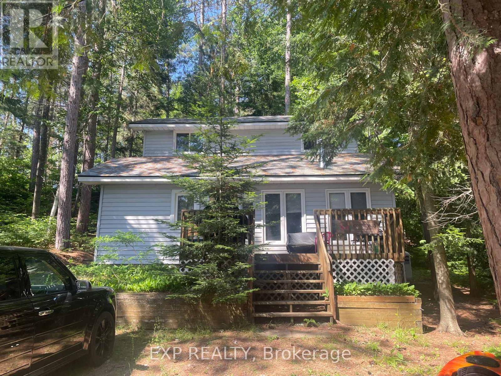 Madawaska Valley, ON K0J1B0,19 GORNY LANE