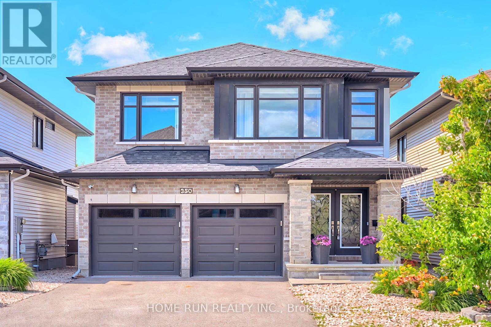 Ottawa, ON K2V0G4,350 HALIBURTON HEIGHTS
