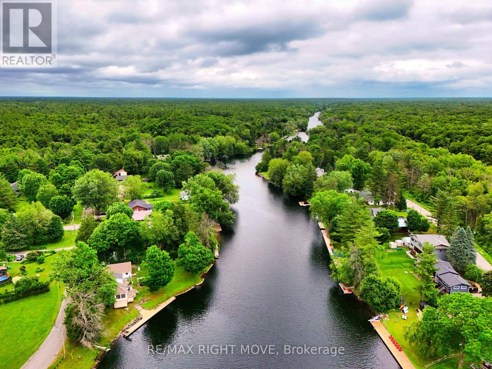 Gravenhurst (morrison), ON P0E1N0,1012 COWBELL LANE