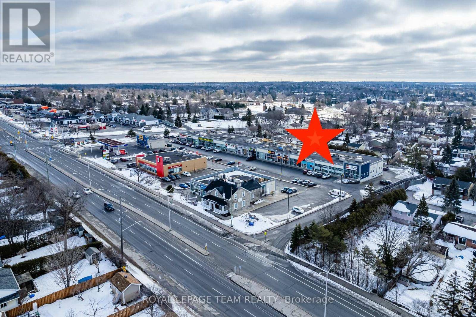 Ottawa, ON K2L1V4,484 Hazeldean RD #Unit 2