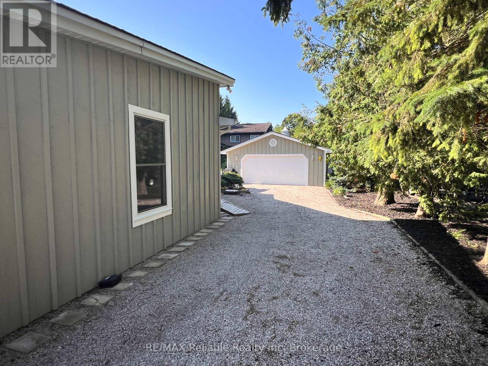 Bluewater (bayfield), ON N0M1G0,12 VICTORIA STREET