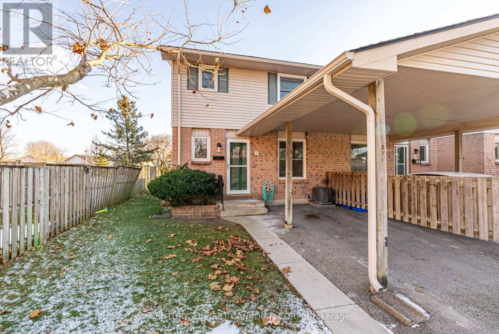 London South (south X), ON N6E3M4,160 Conway DR #Unit 7