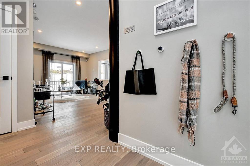 Ottawa, ON K4A0M7,3600 BRIAN COBURN BLVD #2210