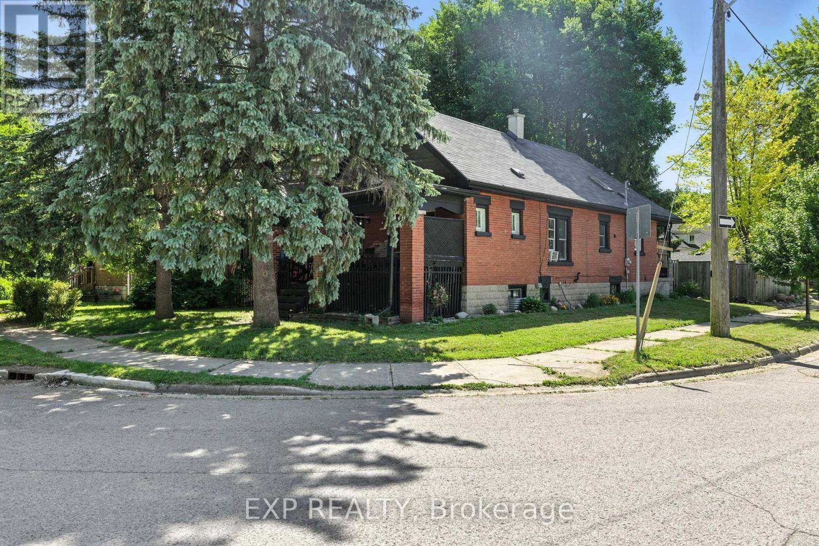 London North (north N), ON N6H1J9,20 BARRINGTON AVENUE