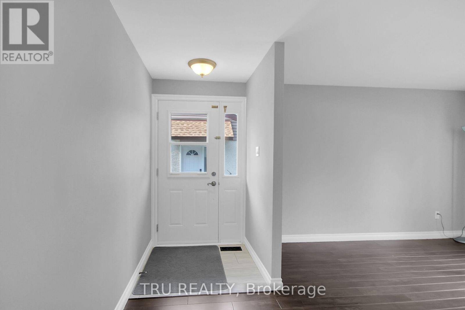 Ottawa, ON K2L1P1,132 ROTHESAY DRIVE