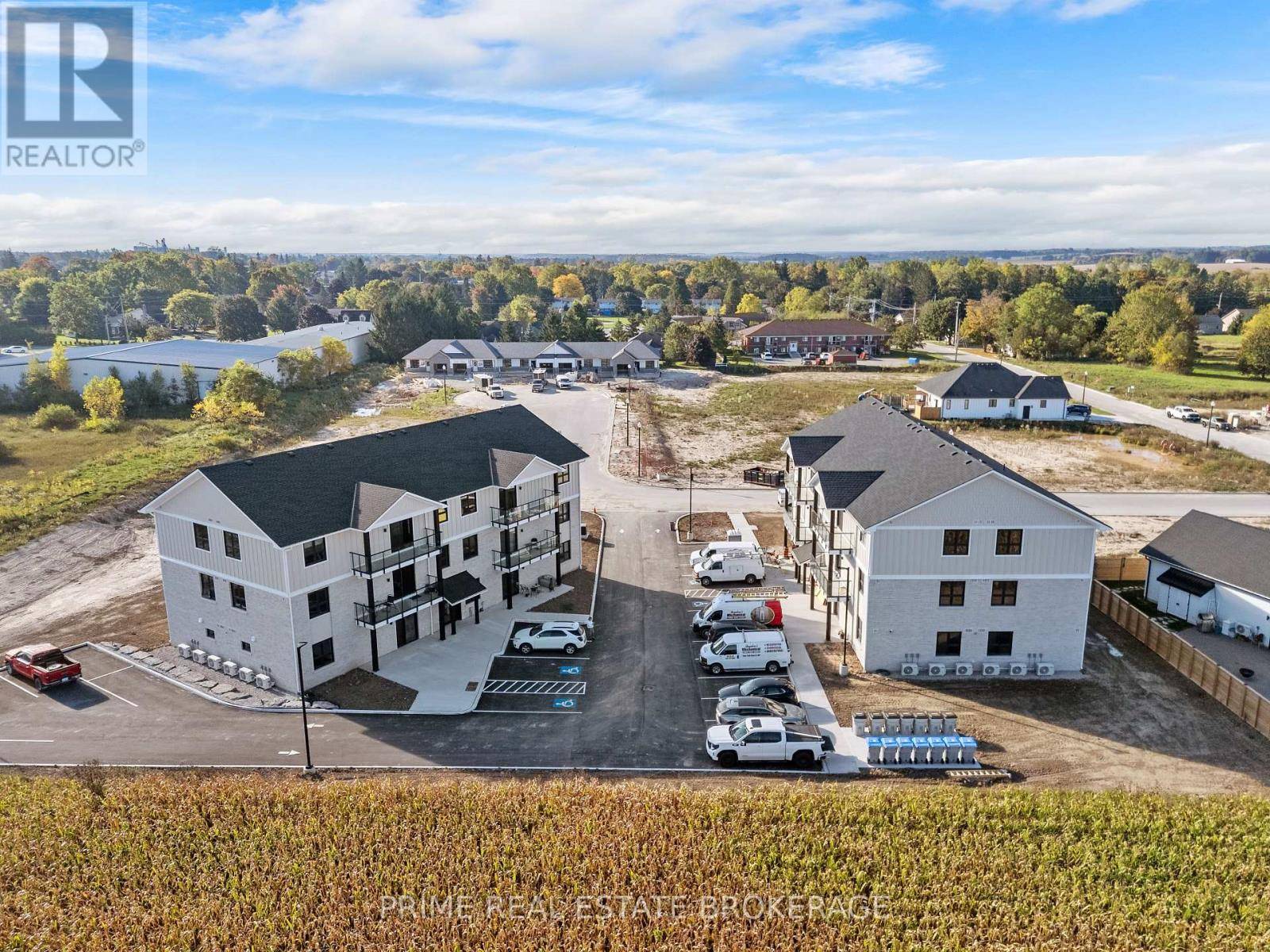 Central Huron (clinton), ON N0M1L0,13 Moonlight CT #204A