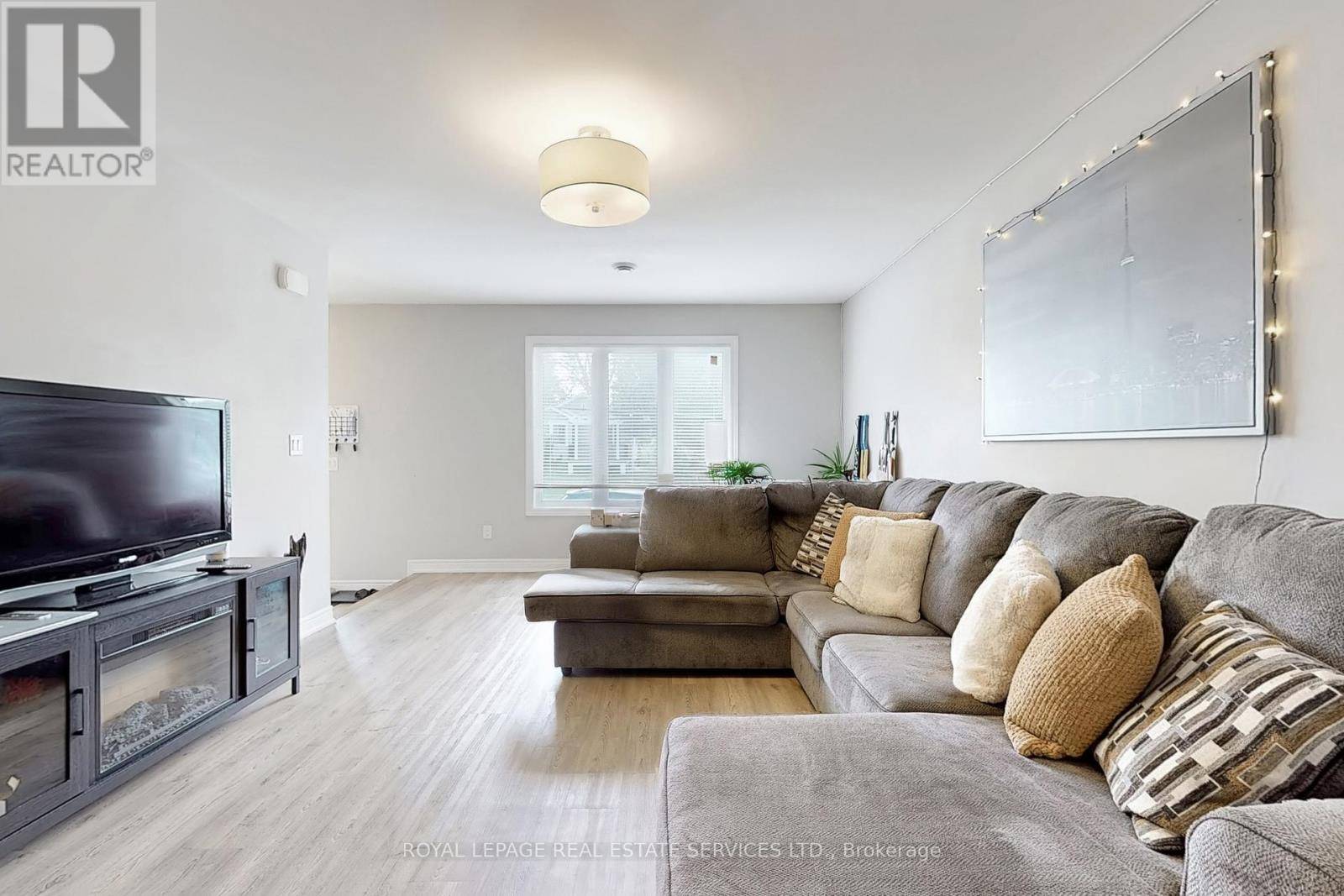 St. Catharines (western Hill), ON L2S2T7,89 LOUTH STREET